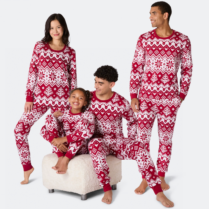 Roter Winter Strickmuster Weihnachtspyjama für die ganze Familie