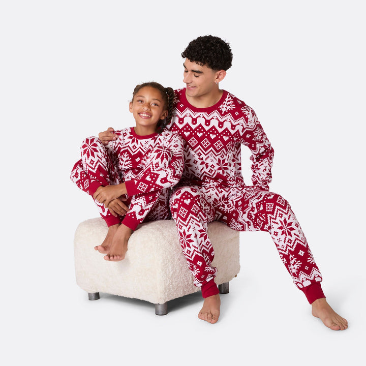 Roter Winter Strickmuster Weihnachtspyjama für die ganze Familie