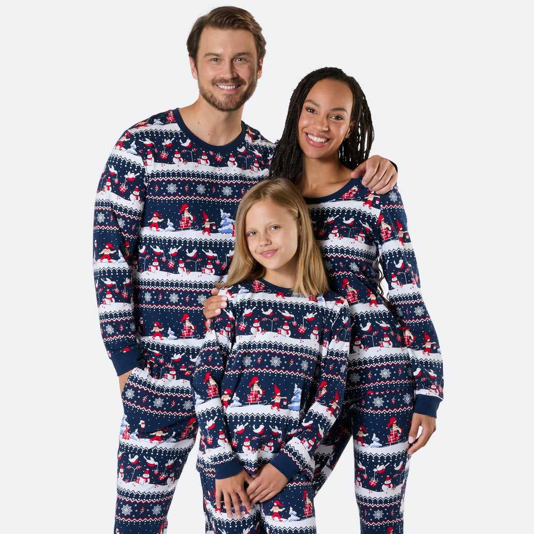 Weihnachtslandschaft Weihnachtspyjama Familie