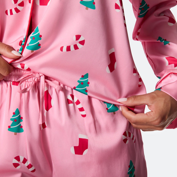 Rosa Satin Weihnachtspyjama Damen