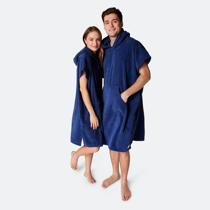 Marineblauer Badeponcho
