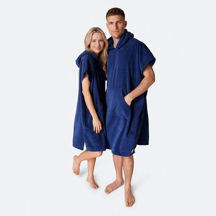 Marineblauer Badeponcho