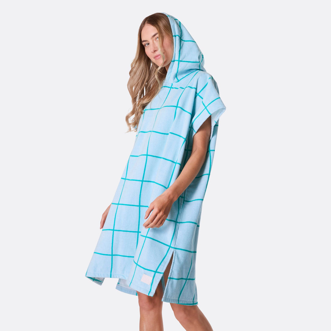Blauer Pool Badeponcho