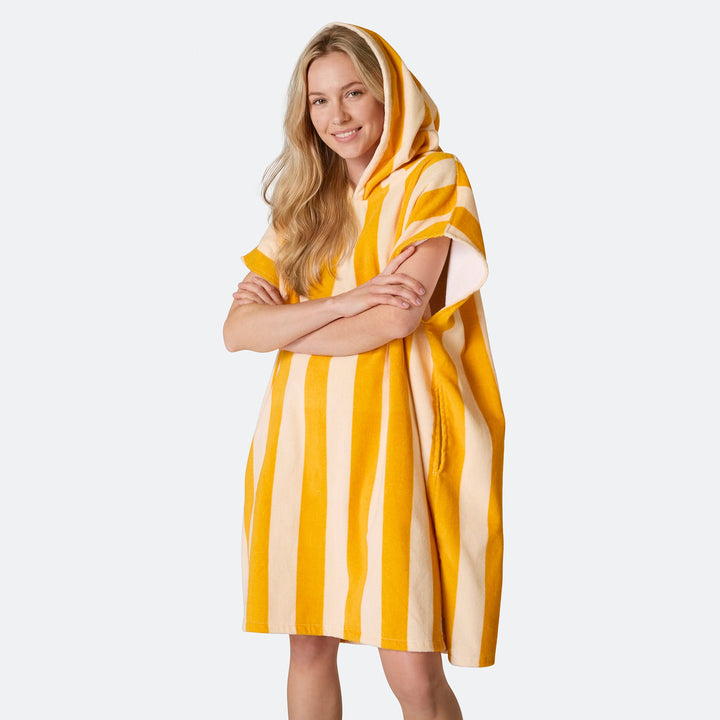 Gestreifter Gelber Badeponcho