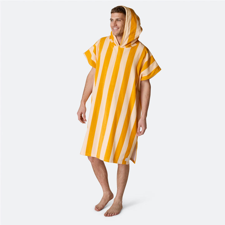 Gestreifter Gelber Badeponcho
