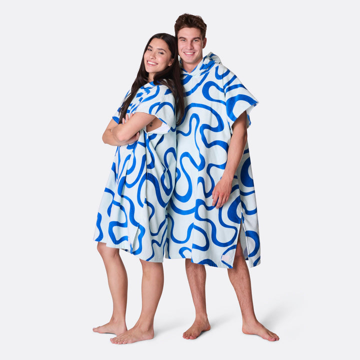 Blaue Wellen Badeponcho