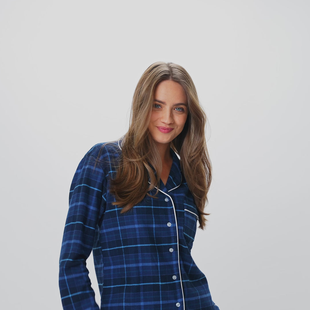 Blauer Flanell Weihnachtspyjama Damen