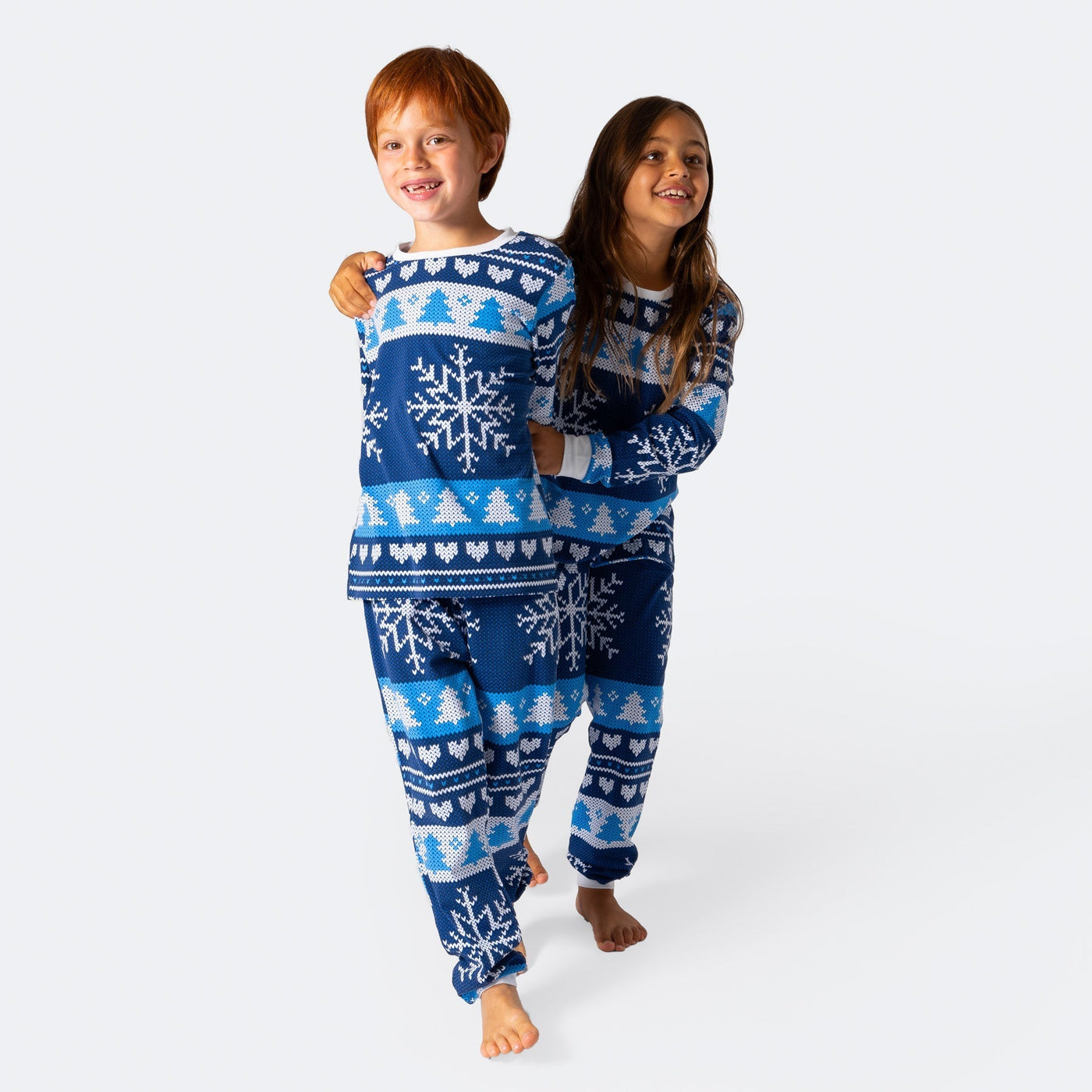 Gestrickter Blauer Pyjama Kinder