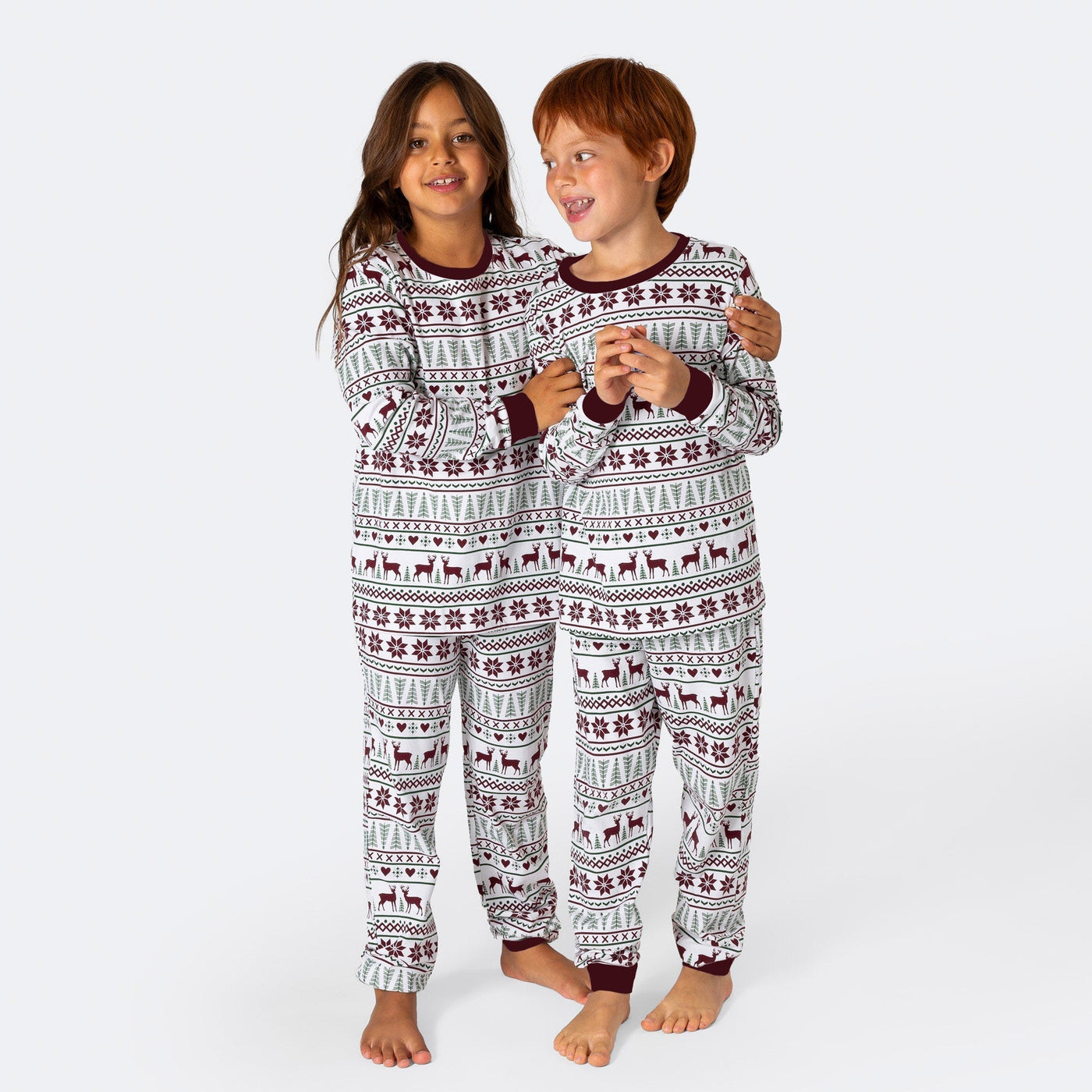 Wintermuster Weißer Pyjama Kinder